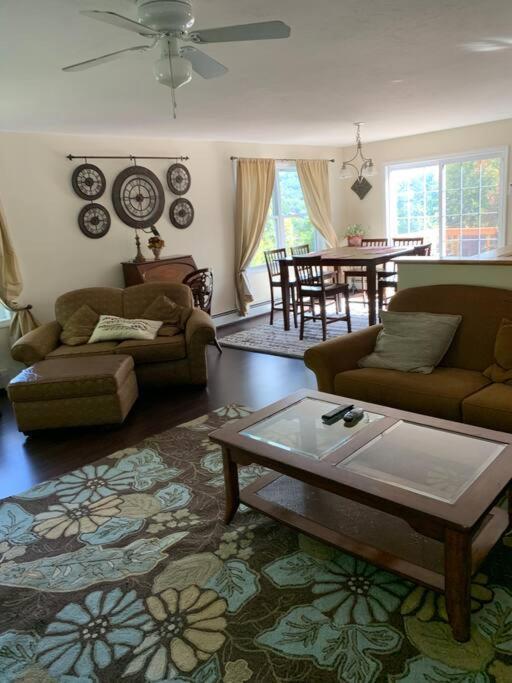 Fun & Fabulous Getaway Villa Gilford Luaran gambar